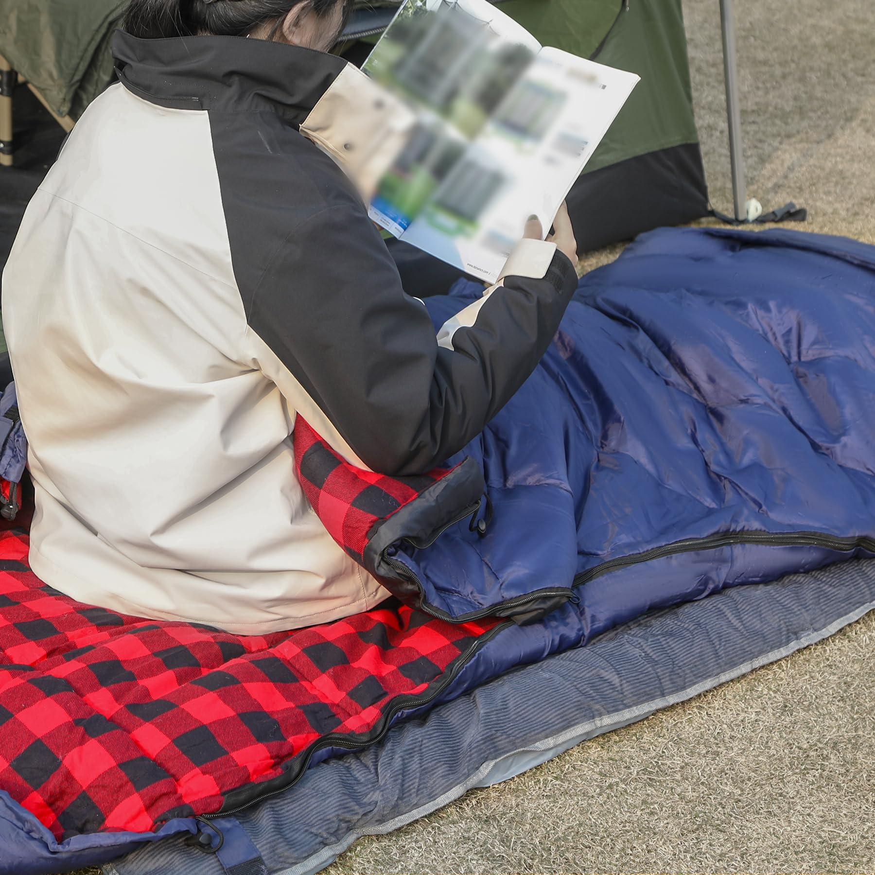 REDCAMP Extra-Wide Flannel Sleeping Bag – Red (4.4 lbs / 2 KG Filling)